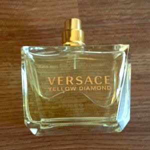 Versace Yellow Diamond fragrance